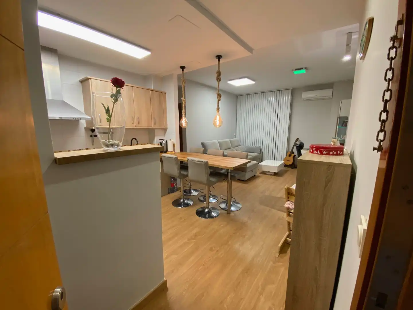Flat for rent in Plaza Nuevo Zaidin, 1, Barrio de Zaidín Kitchen of Flat for rent in Granada with Air Conditioner, Heating and Parquet flooring