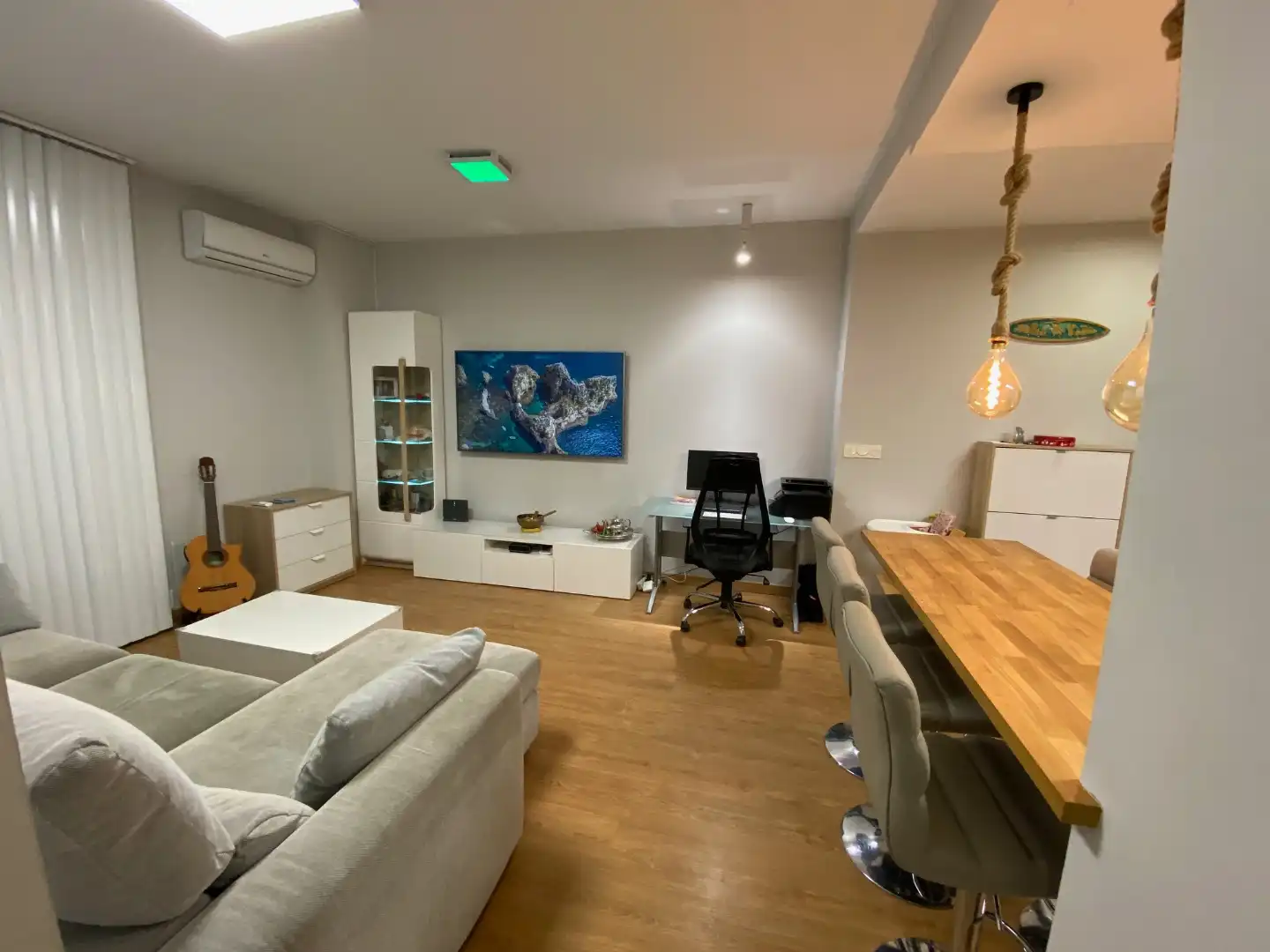 Flat for rent in Plaza Nuevo Zaidin, 1, Barrio de Zaidín Living room of Flat for rent in Granada with Air Conditioner, Heating and Parquet flooring