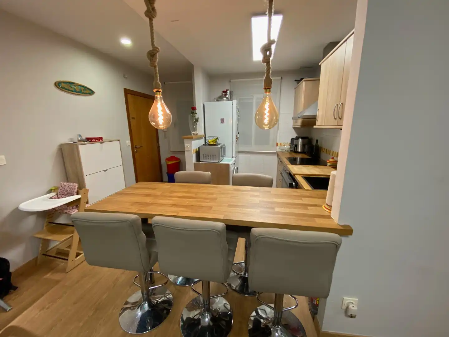 Flat for rent in Plaza Nuevo Zaidin, 1, Barrio de Zaidín Kitchen of Flat for rent in Granada with Air Conditioner, Heating and Parquet flooring