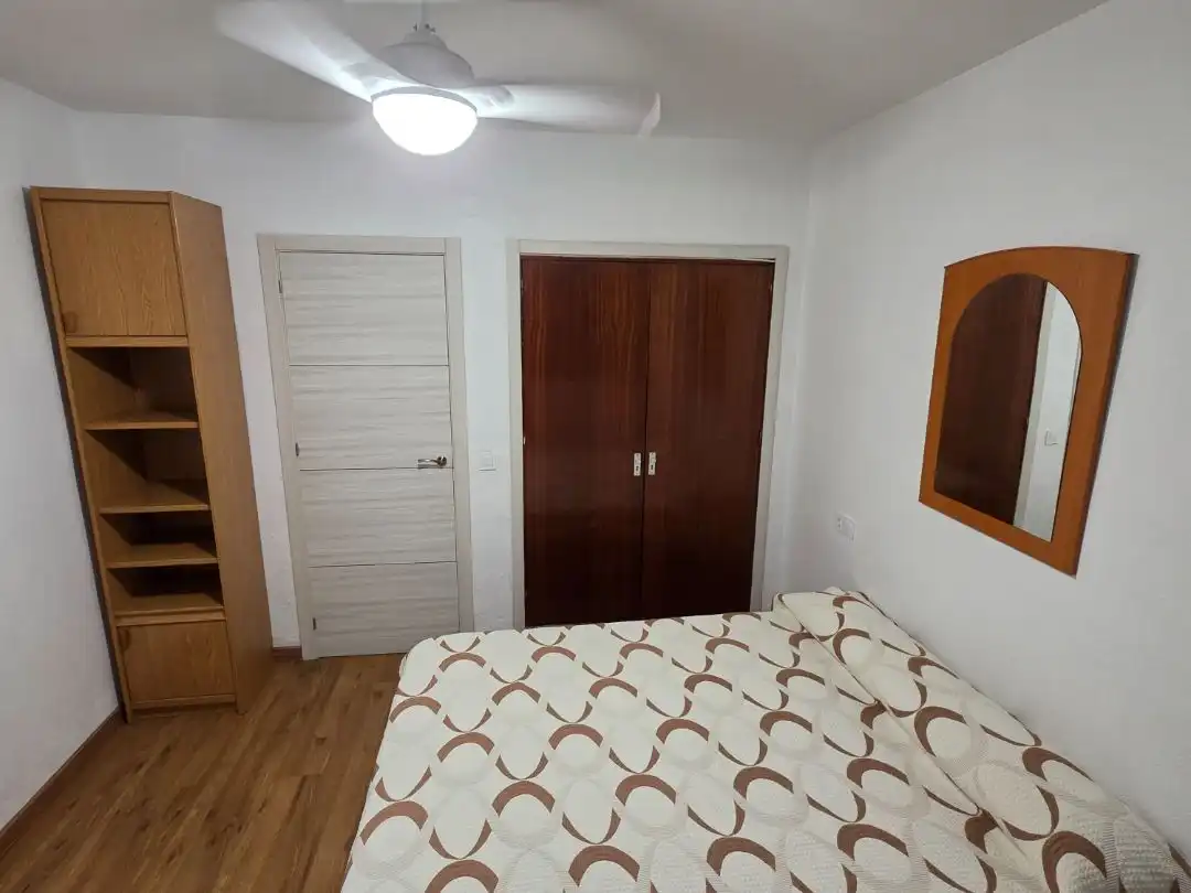Flat for rent in Calle Sagrada Familia, 4, Huerta de la Reina - Trassierra Flat for rent in Calle Sagrada Familia, 4, Huerta de la Reina - Trassierra