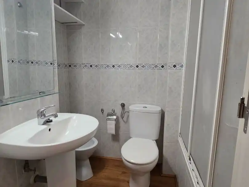 Flat for rent in Calle Sagrada Familia, 4, Huerta de la Reina - Trassierra Flat for rent in Calle Sagrada Familia, 4, Huerta de la Reina - Trassierra