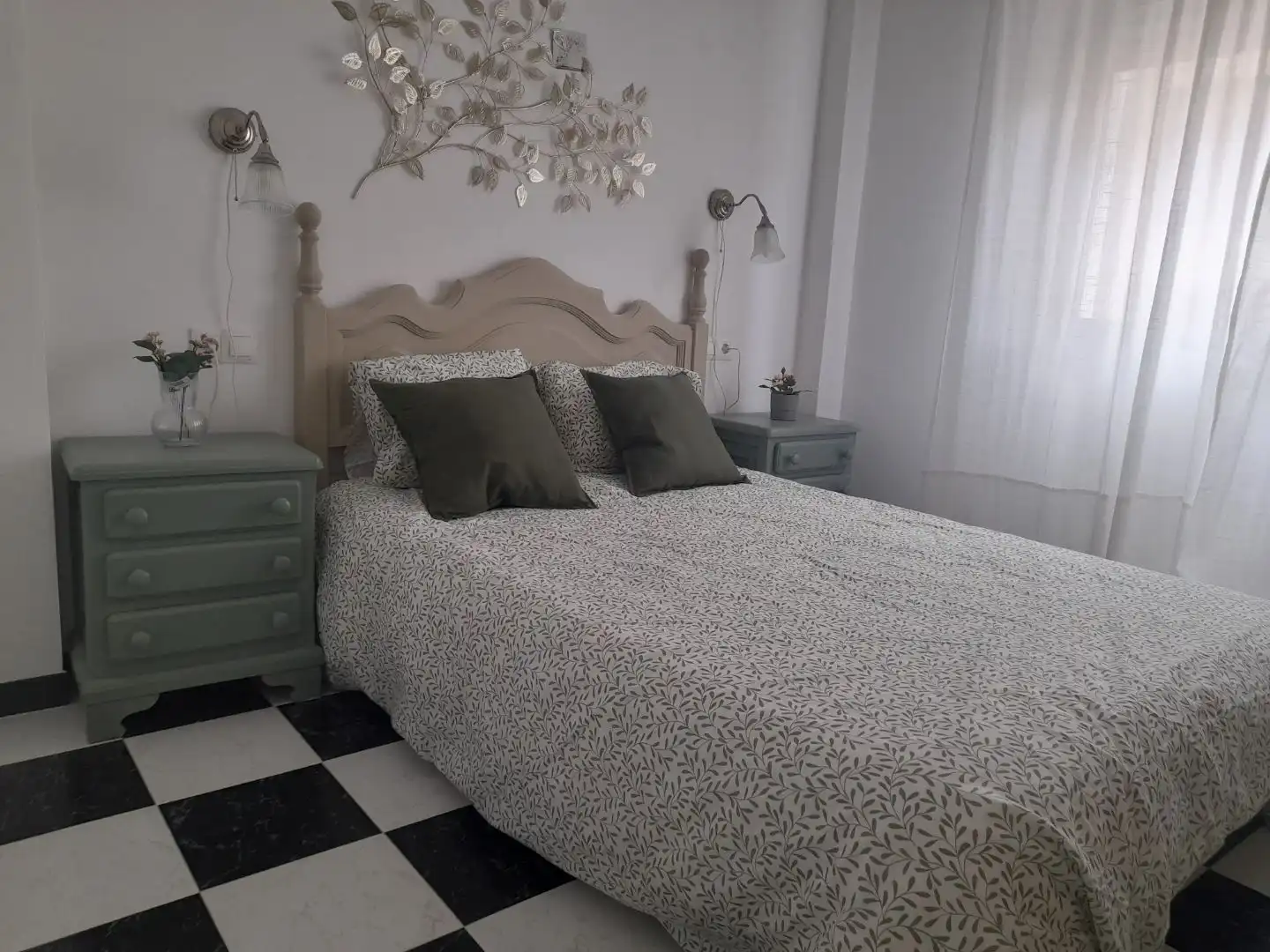 Wohnung zur Miete in Pasaje Gorbea, 2, Los Castillejos - La Trinidad Schlafzimmer von Wohnung zur Miete in Málaga Capital