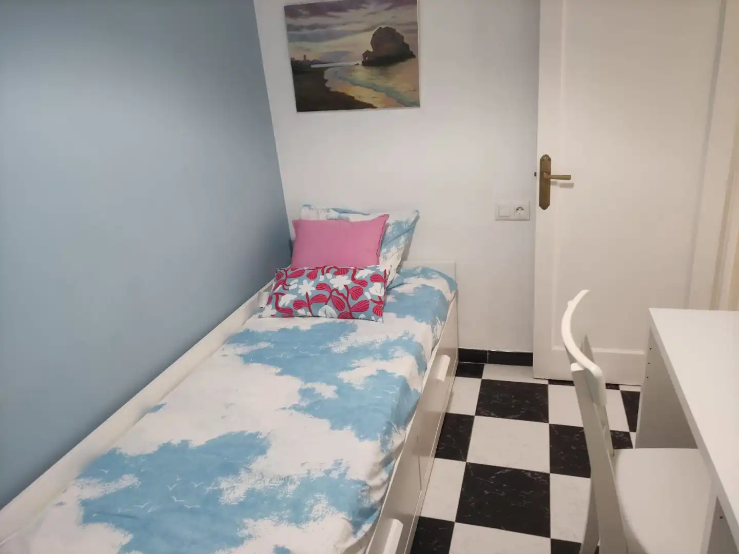 Wohnung zur Miete in Pasaje Gorbea, 2, Los Castillejos - La Trinidad Schlafzimmer von Wohnung zur Miete in Málaga Capital