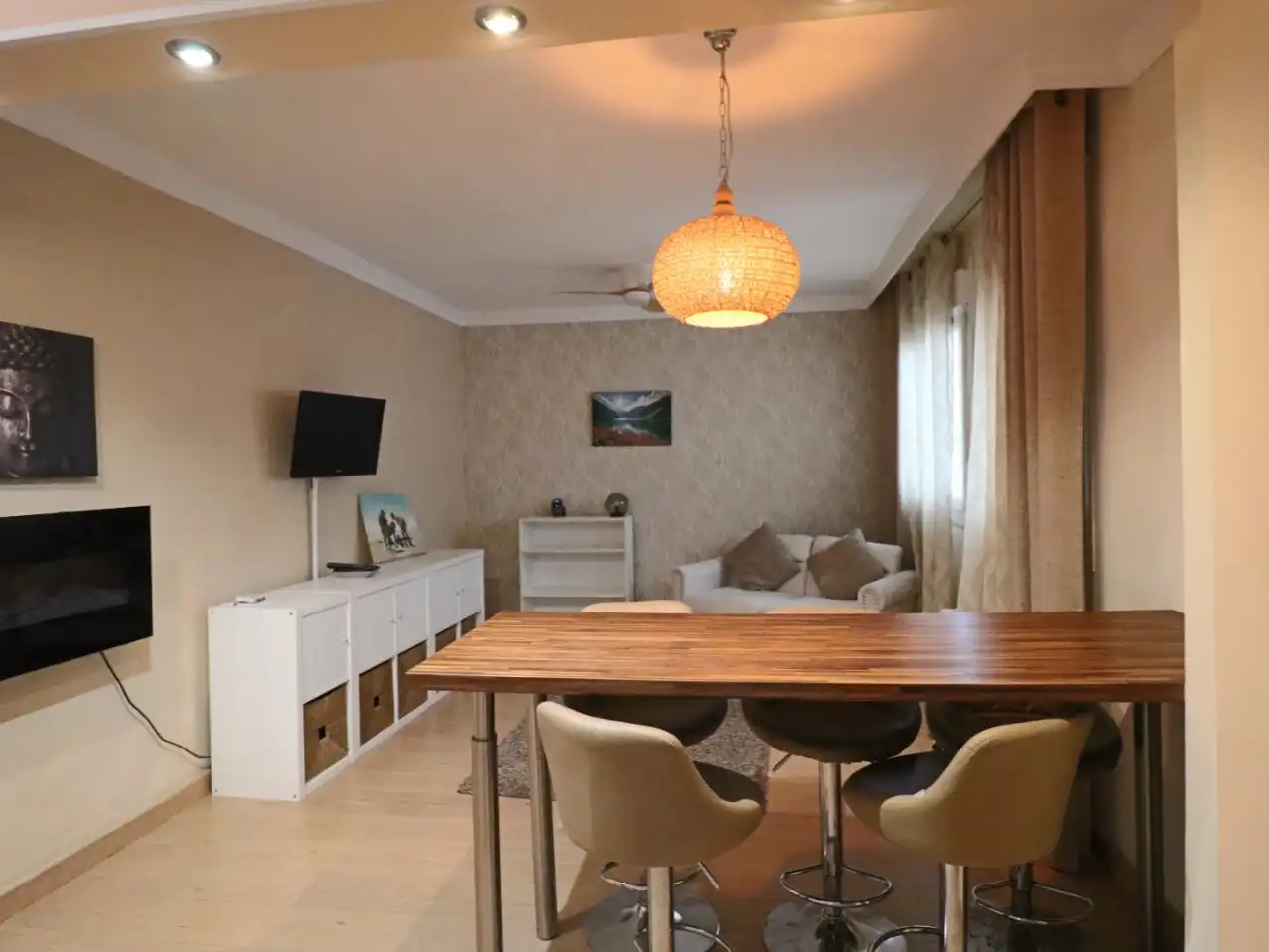 Flat for rent in Calle Doctor Cristóbal Ruiz Méndez, 27, Huerta Nueva Living room of Flat for rent in Estepona with Air Conditioner, Heating and Parquet flooring