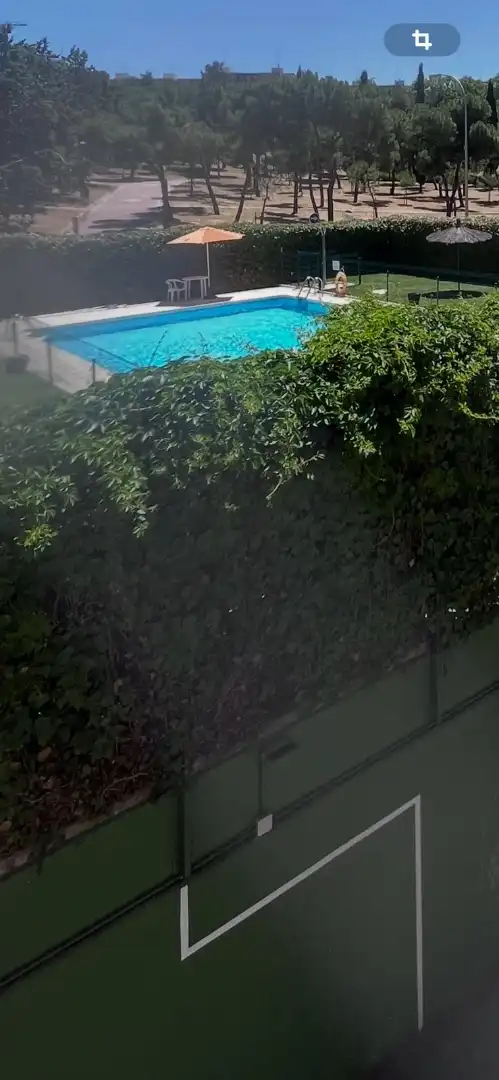 Flat for rent in Calle de Antonio López Aguado, 4, La Paz Garden of Flat for rent in Madrid with Heating, Private garden and Parquet flooring