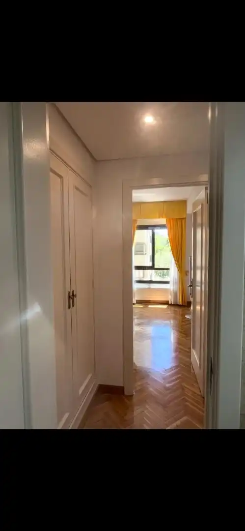 Flat for rent in Calle de Antonio López Aguado, 4, La Paz Flat for rent in Madrid with Heating, Private garden and Parquet flooring