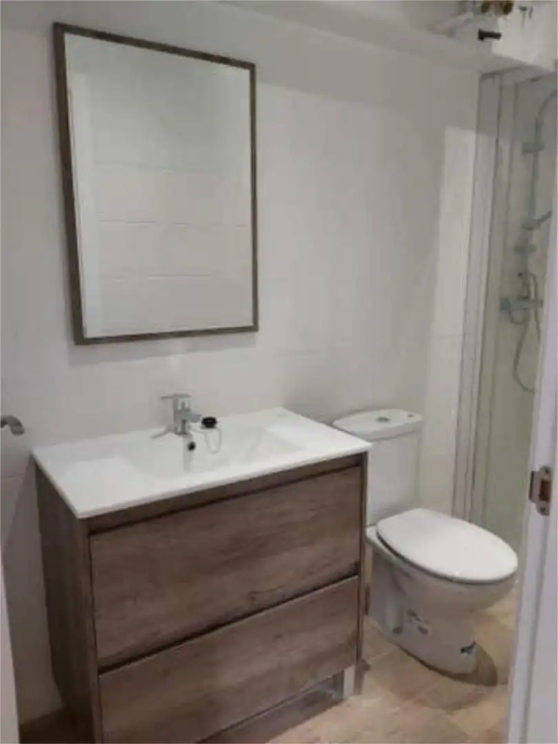 Flat for rent in Villaverde Alto Bathroom of Flat for rent in Madrid