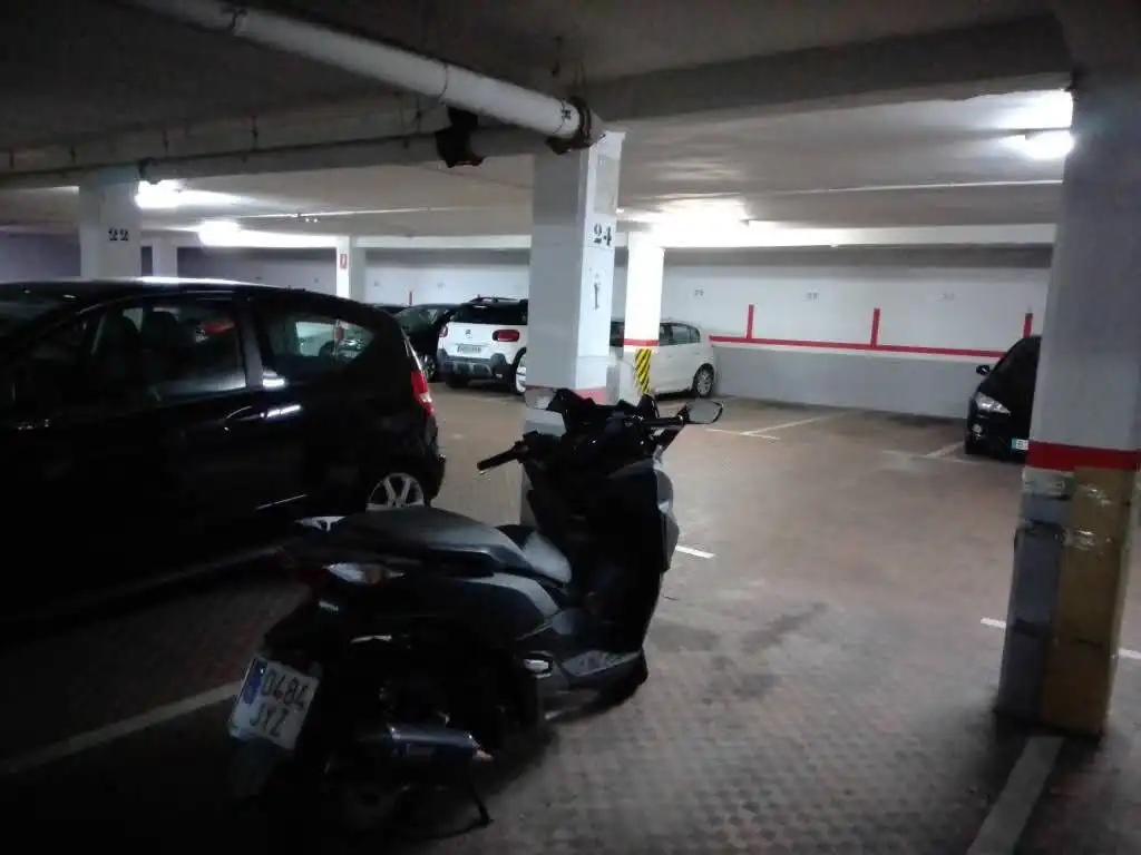 Piso de alquiler en Calle Ruiz Hernández, 12, Valladolid Capital Parking de Piso de alquiler en Valladolid Capital con Balcón