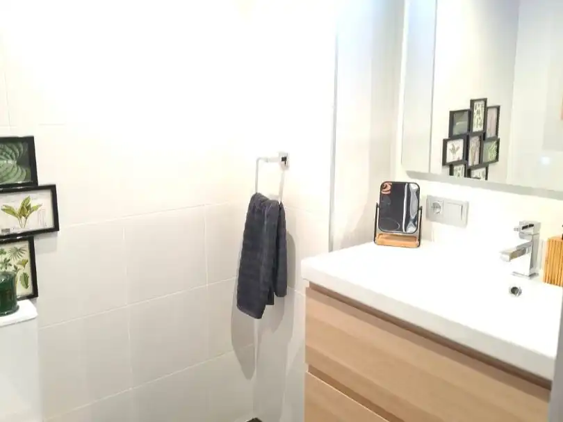 Bathroom of Flat for sale in Lleida  with Heating, Private garden and Parquet flooring
