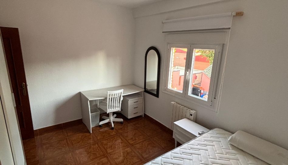 Habitación en Calle Torrelaguna, 21, Chorrillo, Alcalá de Henares - imagen 1 Foto 1 de Habitación en Calle Torrelaguna, 21, Chorrillo, Alcalá de Henares