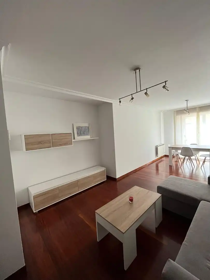 Flat for rent in Urbanización Monte Balado, 29, Brión Living room of Flat for rent in Brión with Heating, Private garden and Parquet flooring