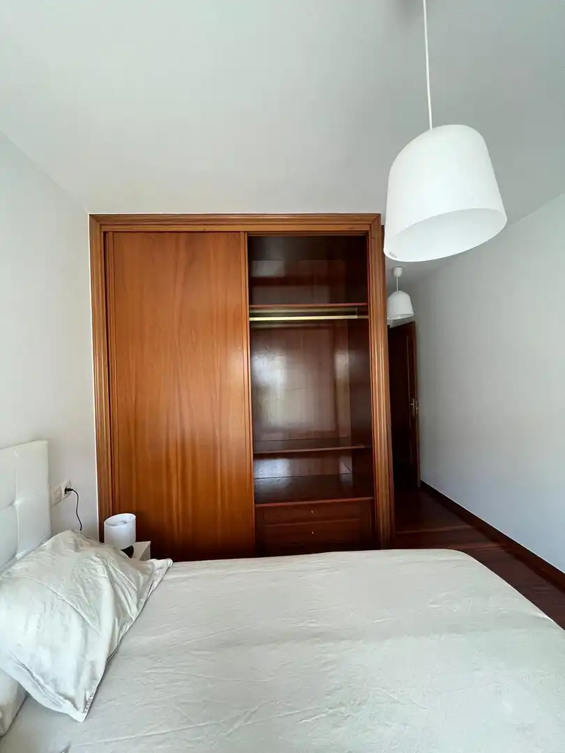 Flat for rent in Urbanización Monte Balado, 29, Brión Bedroom of Flat for rent in Brión with Heating, Private garden and Parquet flooring