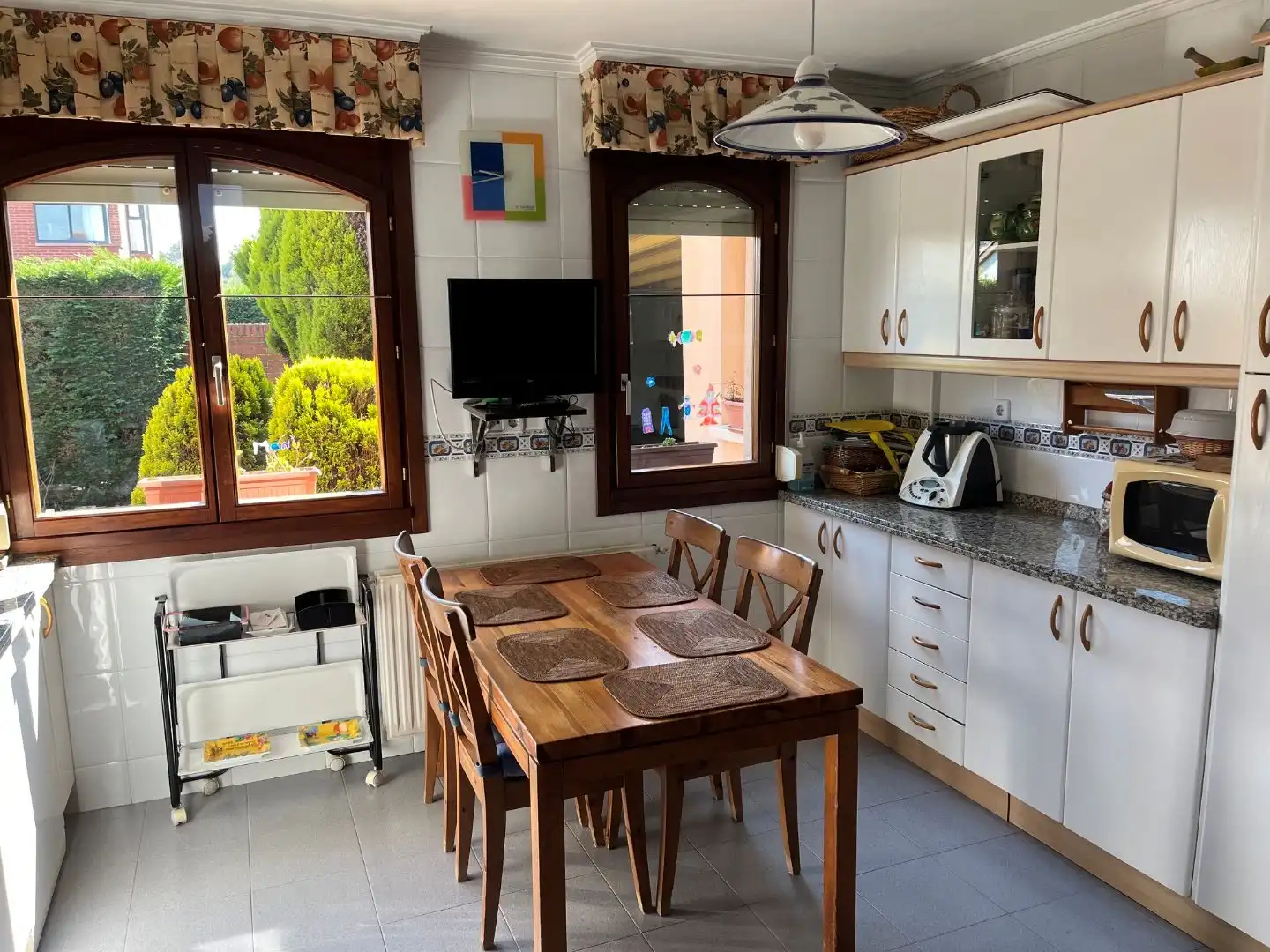 Casa o xalet en venda a Viella - Granda - Meres Cuina de Casa o xalet en venda en Siero
