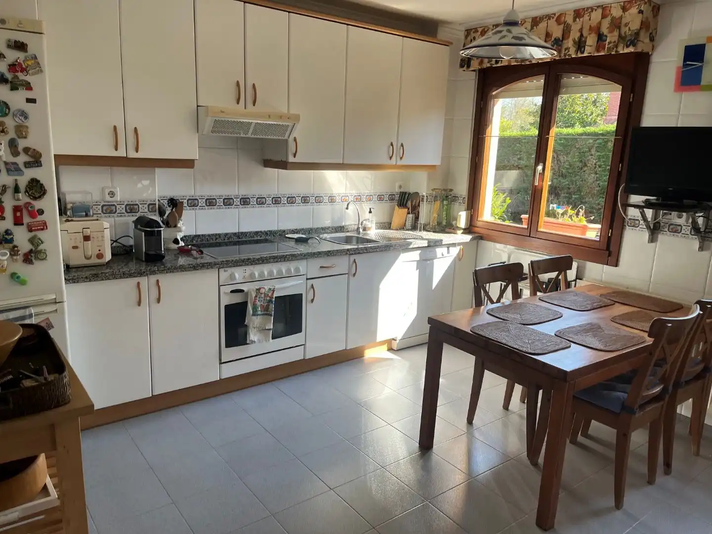 Casa o xalet en venda a Viella - Granda - Meres Cuina de Casa o xalet en venda en Siero