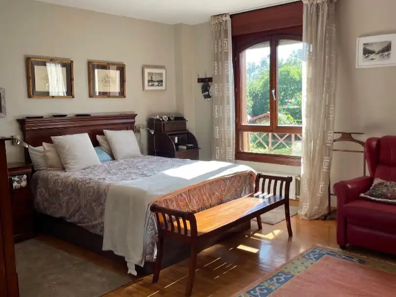 Casa o xalet en venda a Viella - Granda - Meres Dormitori de Casa o xalet en venda en Siero