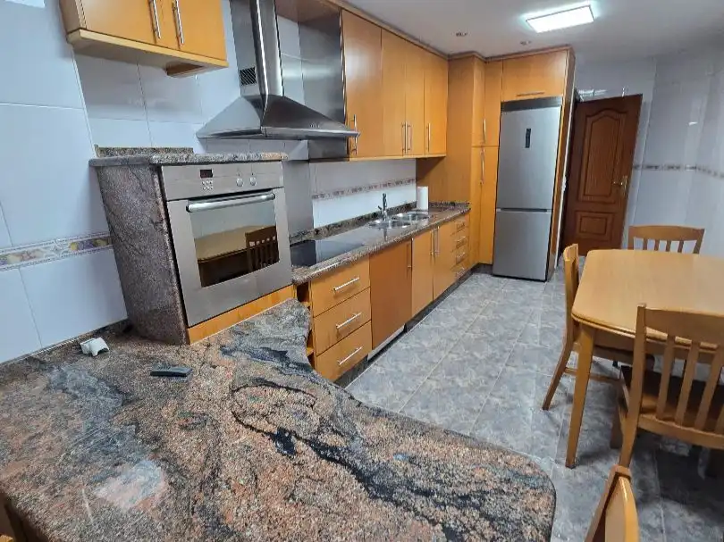 Habitación en Rúa Nosa Señora da Saínza, 58, Posío