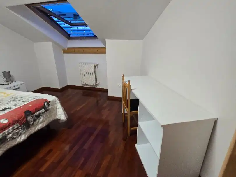 Habitación en Rúa Nosa Señora da Saínza, 58, Posío