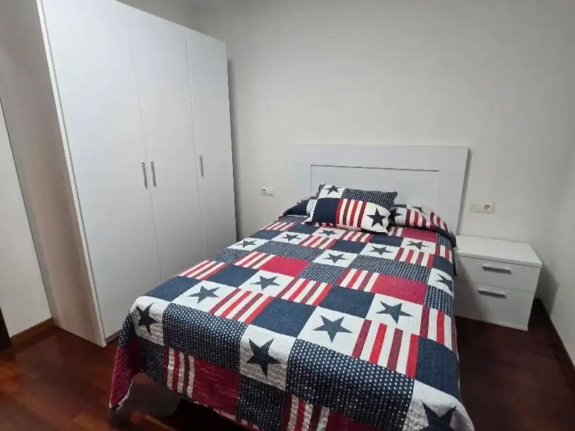 Habitación en Rúa Nosa Señora da Saínza, 58, Posío