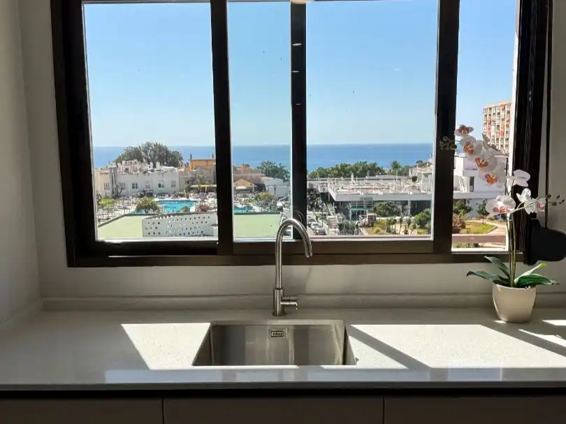 Flat for sale in Calle Danza Invisible, 4, El Bajondillo Kitchen of Flat for sale in Torremolinos with Private garden, Parquet flooring and Terrace