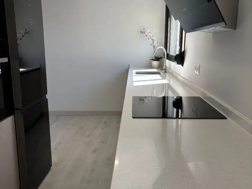 Flat for sale in Calle Danza Invisible, 4, El Bajondillo Kitchen of Flat for sale in Torremolinos with Private garden, Parquet flooring and Terrace
