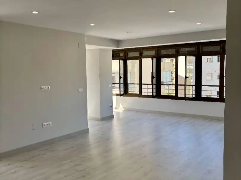 Flat for sale in Calle Danza Invisible, 4, El Bajondillo Living room of Flat for sale in Torremolinos with Private garden, Parquet flooring and Terrace