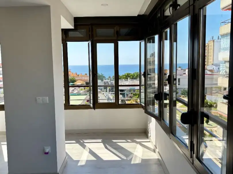 Flat for sale in Calle Danza Invisible, 4, El Bajondillo Balcony of Flat for sale in Torremolinos with Private garden, Parquet flooring and Terrace