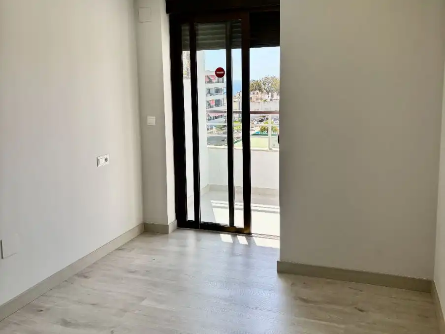Flat for sale in Calle Danza Invisible, 4, El Bajondillo Bedroom of Flat for sale in Torremolinos with Private garden, Parquet flooring and Terrace