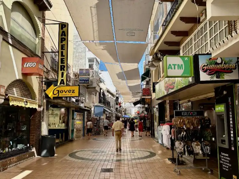 Flat for sale in Calle Danza Invisible, 4, El Bajondillo Exterior view of Flat for sale in Torremolinos with Private garden, Parquet flooring and Terrace