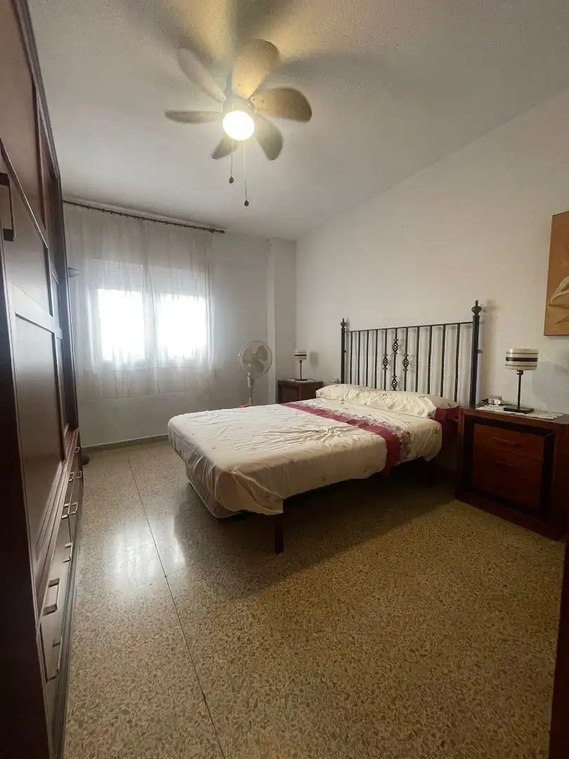 Room in Calle Almenillas, 4, Camino de Ronda Room in Calle Almenillas, 4, Camino de Ronda