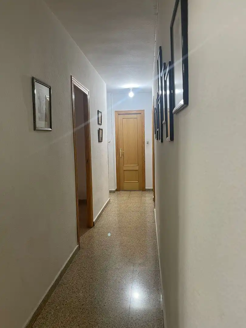 Room in Calle Almenillas, 4, Camino de Ronda Room in Calle Almenillas, 4, Camino de Ronda