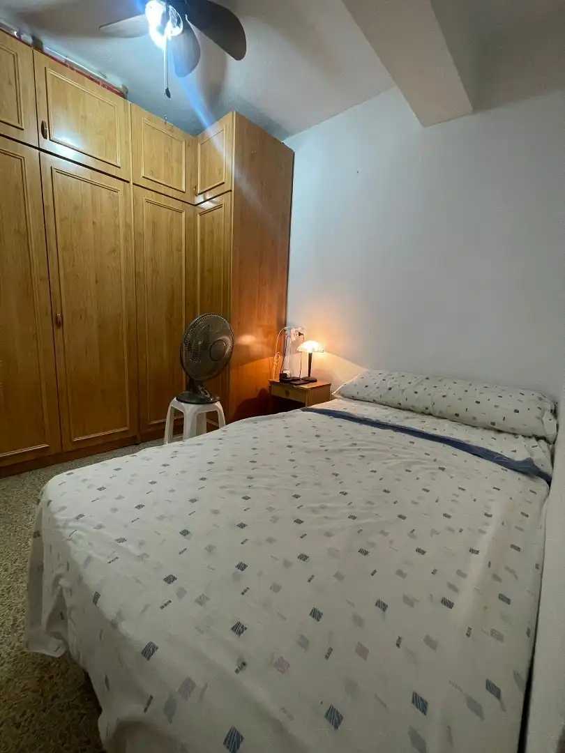 Room in Calle Almenillas, 4, Camino de Ronda Room in Calle Almenillas, 4, Camino de Ronda