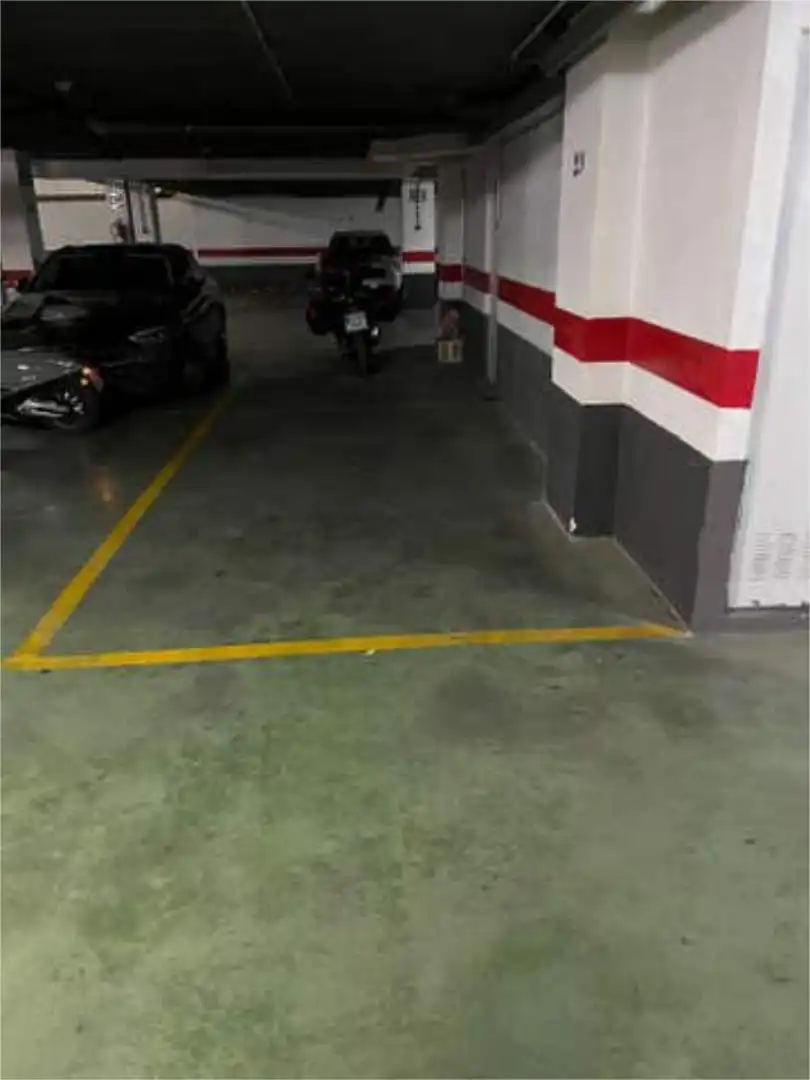 Piso de alquiler en Parque Lagos Parking de Piso de alquiler en Granada con Calefacción, Jardín privado y Terraza
