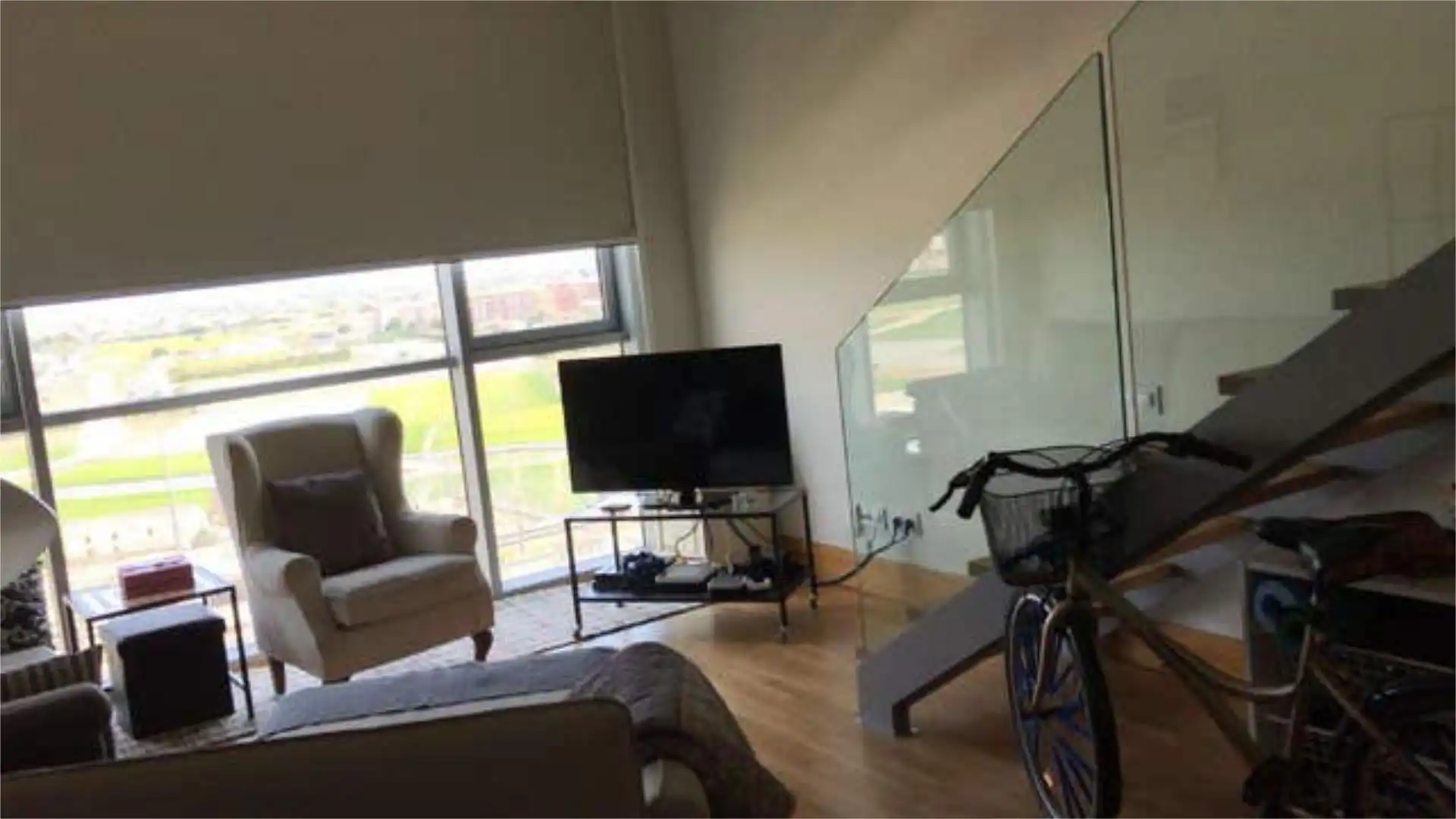 Loft de alquiler en Torrefiel Sala de estar de Loft de alquiler en Valencia con Calefacción y Amueblado