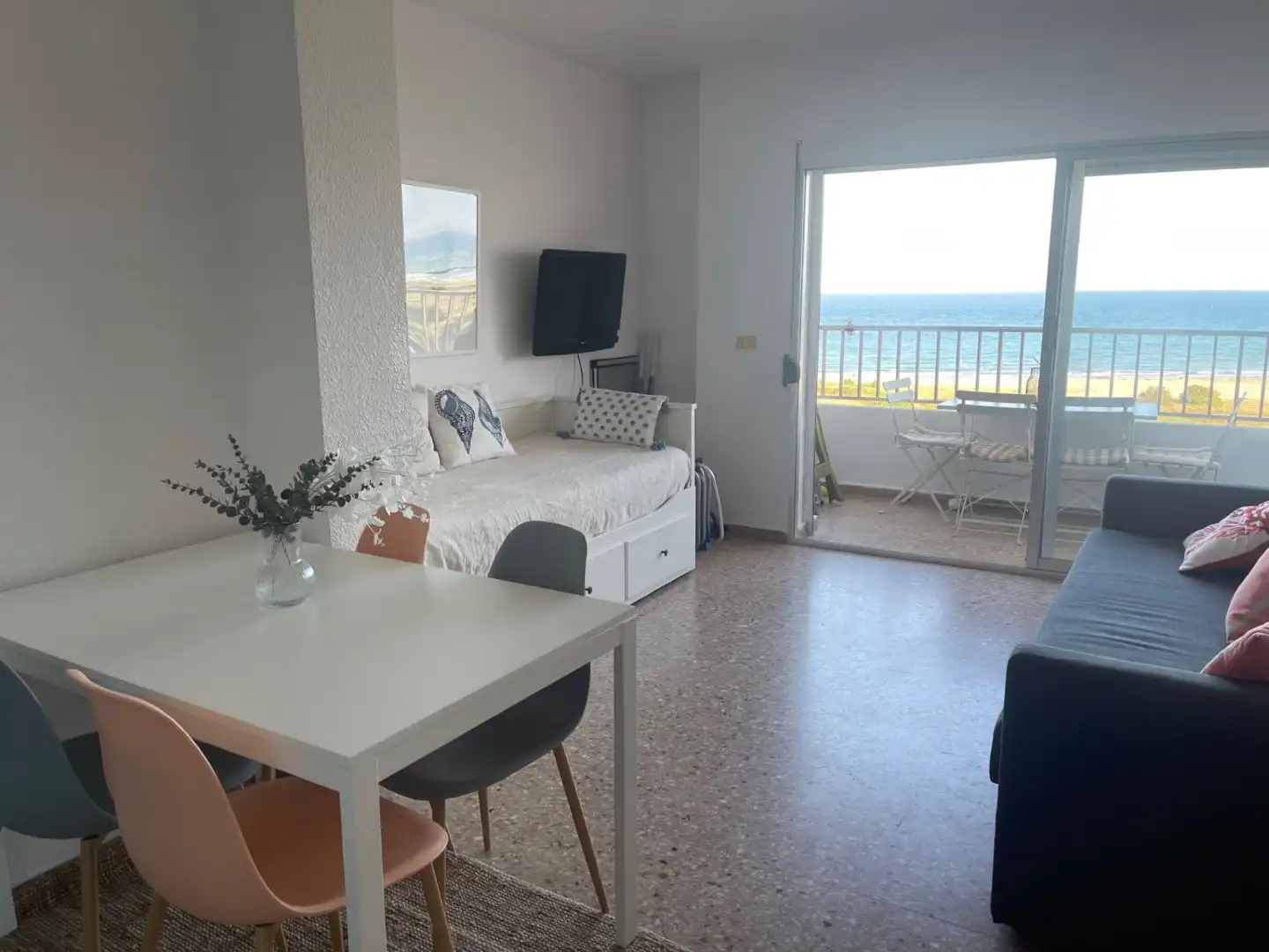 Apartments for rent in Avinguda Massamagrell, 7, Platja de la Pobla de Farnals Bedroom of Apartments for rent in La Pobla de Farnals with Air Conditioner, Swimming Pool and Furnished