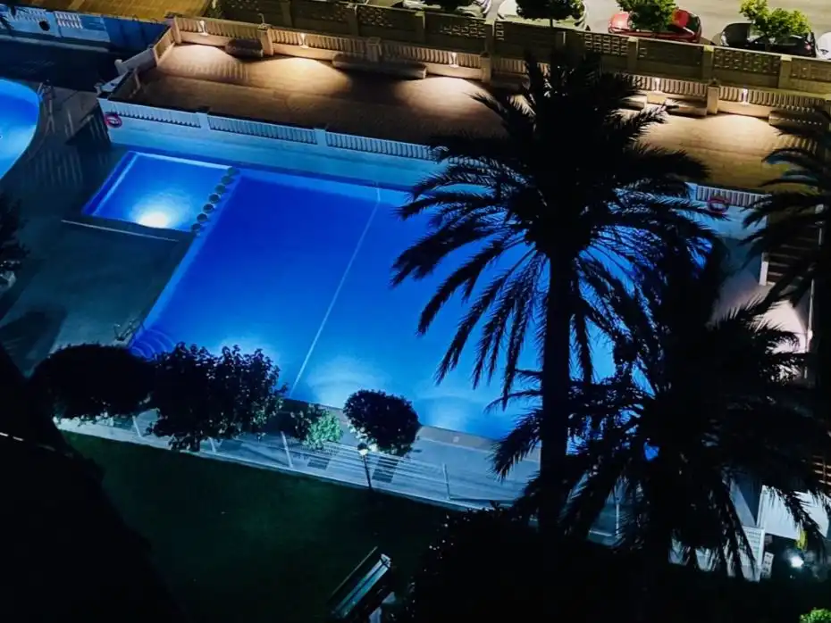 Apartments for rent in Avinguda Massamagrell, 7, Platja de la Pobla de Farnals Swimming pool of Apartments for rent in La Pobla de Farnals with Air Conditioner, Swimming Pool and Furnished