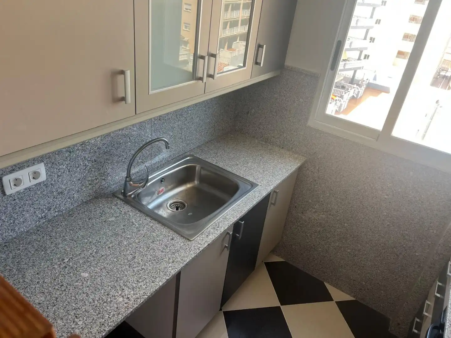 Flat for sale in Carrer Baleares, 19, Moncófar Playa Kitchen of Flat for sale in Moncofa with Terrace, Storage room and Swimming Pool