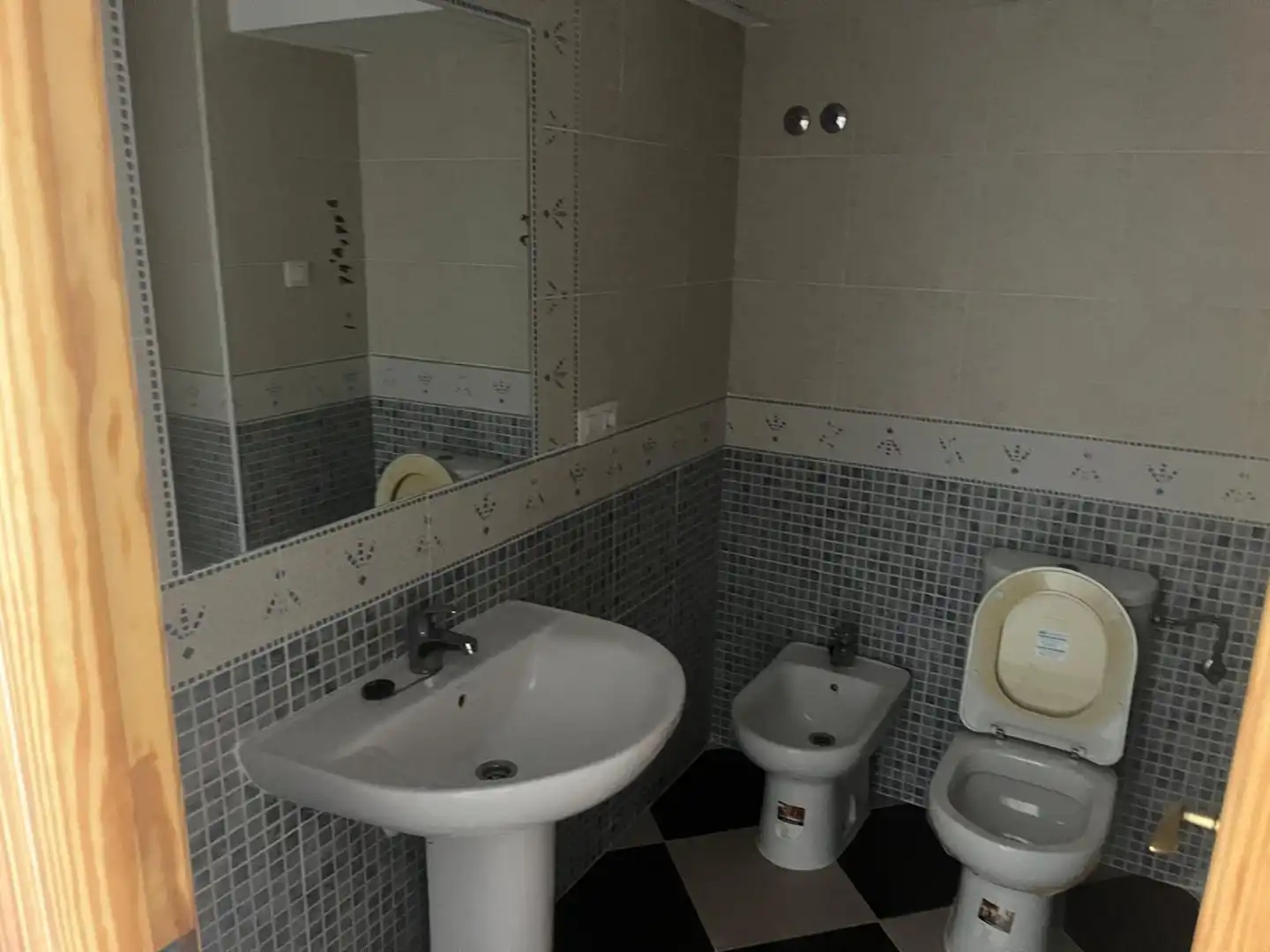 Flat for sale in Carrer Baleares, 19, Moncófar Playa Bathroom of Flat for sale in Moncofa with Terrace, Storage room and Swimming Pool