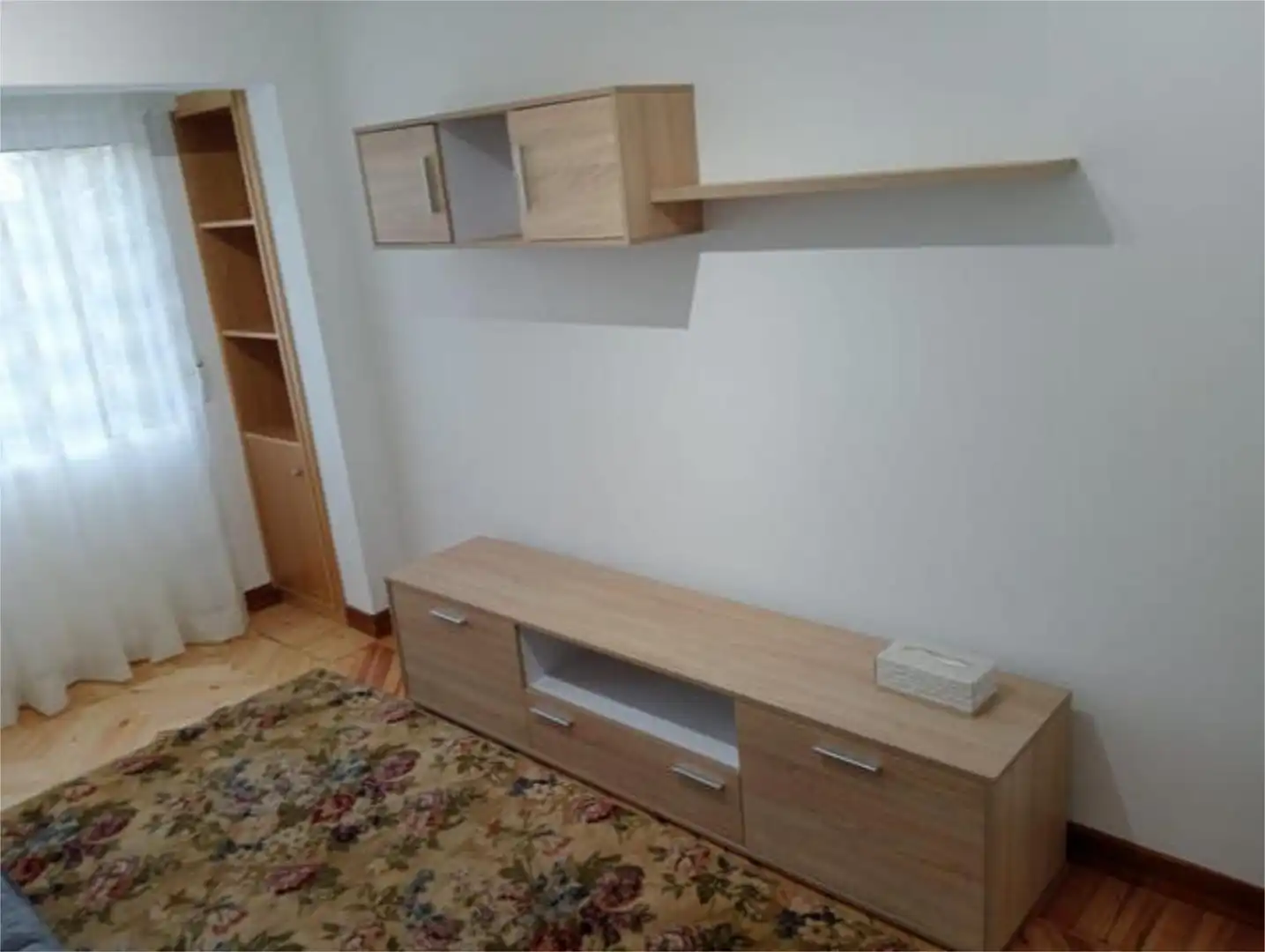 Flat for rent in Cuatro Caminos Living room of Flat for rent in Santander with Furnished