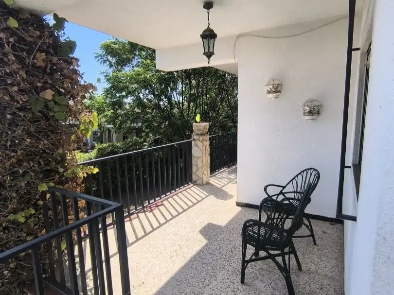 Terrasse von Wohnung zum Verkauf in Almonte mit Heizung, Privatgarten und Terrasse