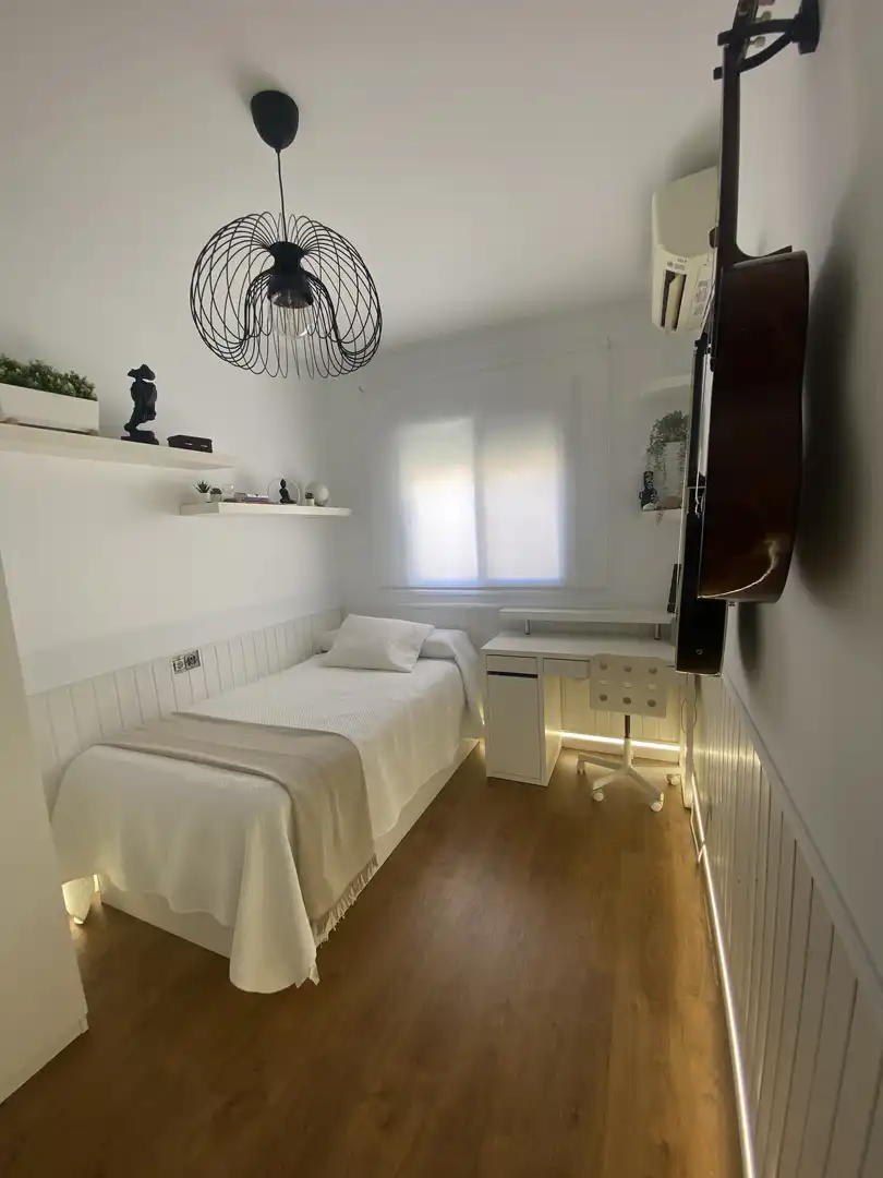 Bedroom of Flat for sale in Vélez-Málaga  with Air Conditioner and Balcony