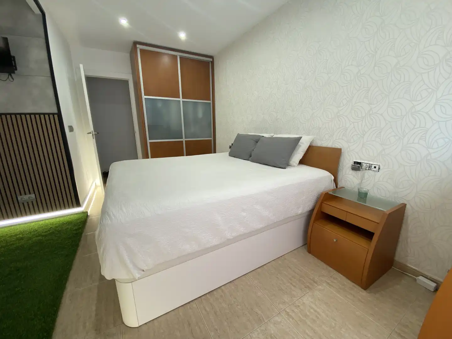 Bedroom of Flat for sale in Vélez-Málaga  with Air Conditioner and Balcony