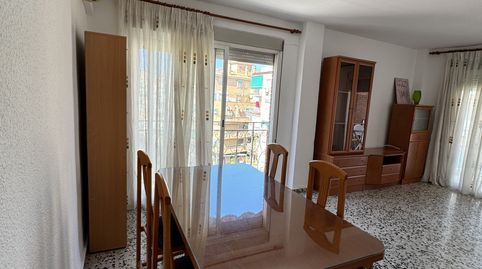 Piso de alquiler en Avenida de Dílar, 22, Barrio de Zaidín, Granada Capital - imagen 2 Foto 2 de Piso de alquiler en Avenida de Dílar, 22, Barrio de Zaidín, Granada Capital