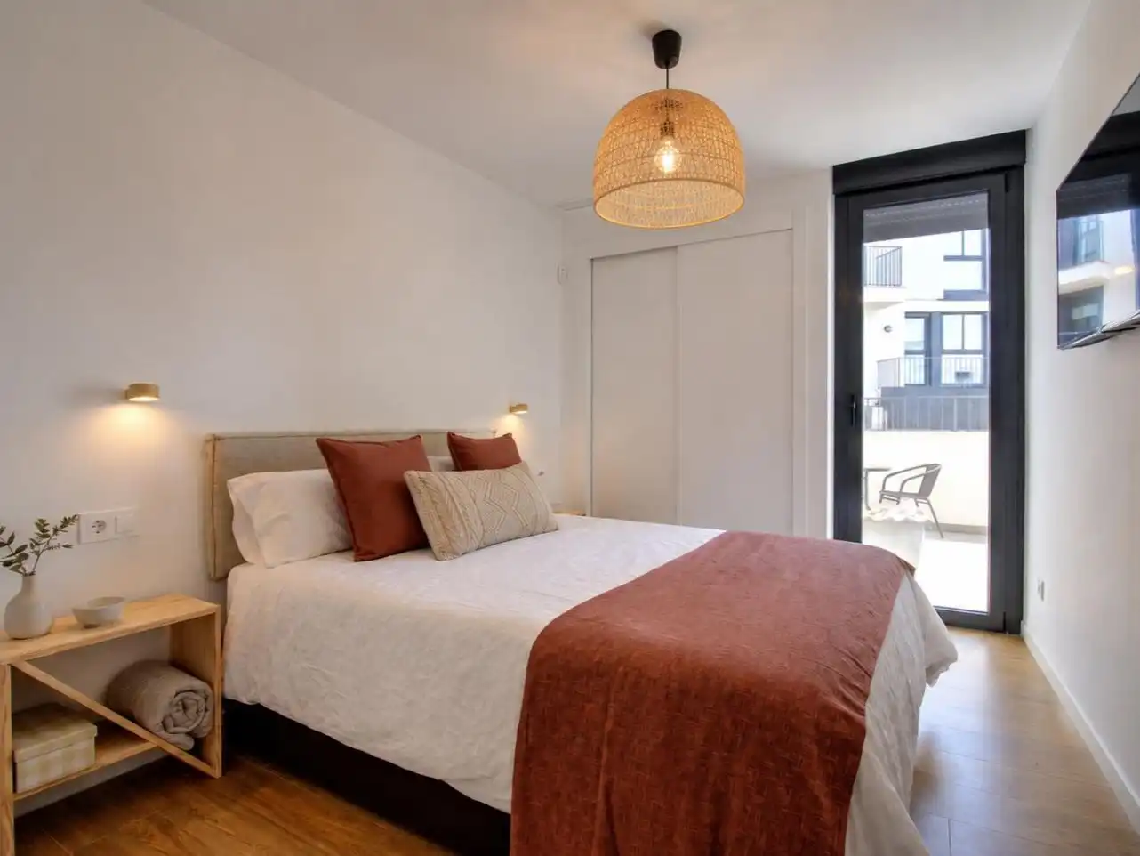 Piso de alquiler en Calle Rector Ramón Martín Mateo, 2, Bellavista - Capiscol - Frank Espinós Habitación de Piso de alquiler en Sant Joan d'Alacant con Aire acondicionado, Calefacción y Jardín privado