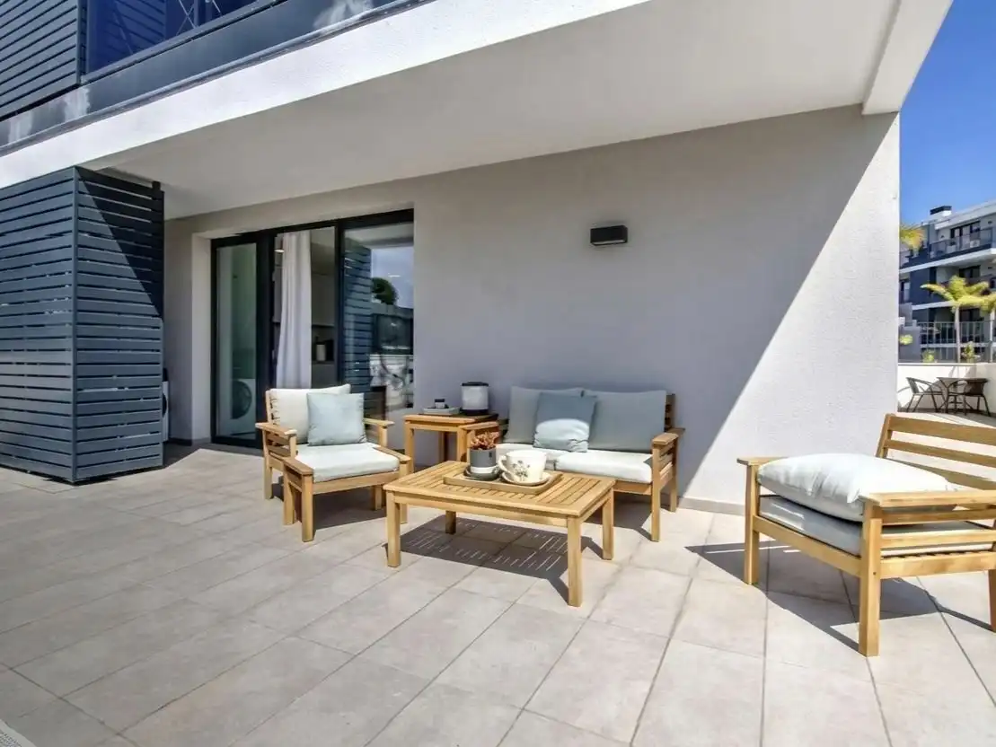 Piso de alquiler en Calle Rector Ramón Martín Mateo, 2, Bellavista - Capiscol - Frank Espinós Terraza de Piso de alquiler en Sant Joan d'Alacant con Aire acondicionado, Calefacción y Jardín privado