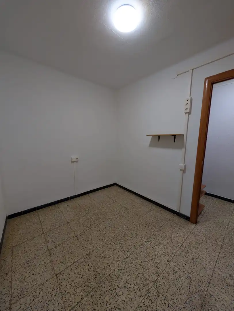Flat for rent in Via Augusta, 24, Llevant Flat for rent in Tarragona Capital with Air Conditioner, Terrace and Balcony