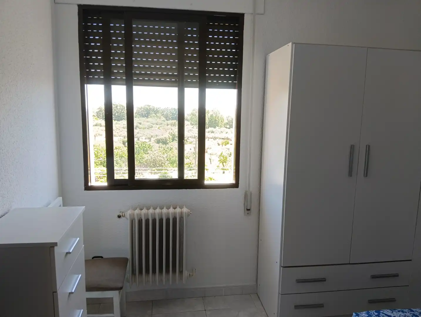 Schlafzimmer von Wohnung zur Miete in Poyales del Hoyo mit Heizung, Möbliert und Ofen