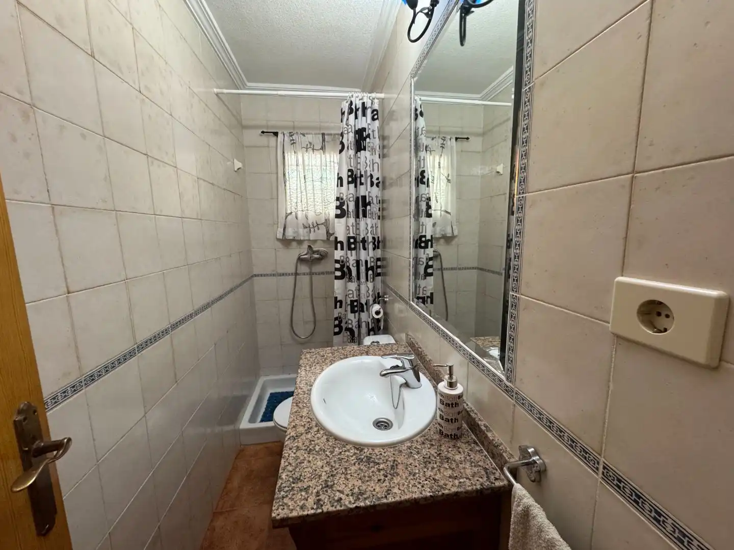 Habitación en Vía Axial, 240, Bahia Habitación en Vía Axial, 240, Bahia
