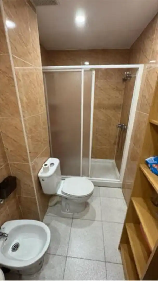 Flat for rent in Maria Auxiliadora - Barriada de Llera Bathroom of Flat for rent in Badajoz