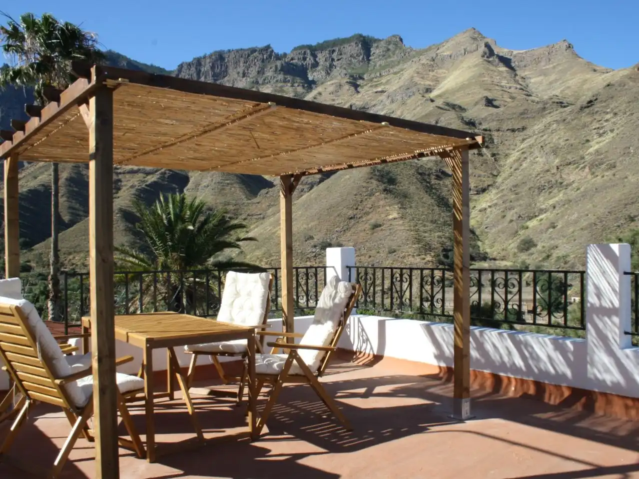 Apartamento de alquiler en Paseo de las Mimosas, 1, Agaete Terraza de Apartamento de alquiler en Agaete con Terraza, Amueblado y Parking comunitario