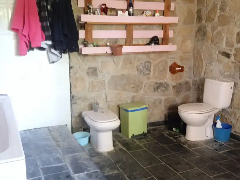 Piso en venta en Calle Única, 6, Arén Baño de Piso en venta en Arén con Calefacción, Jardín privado y Parquet